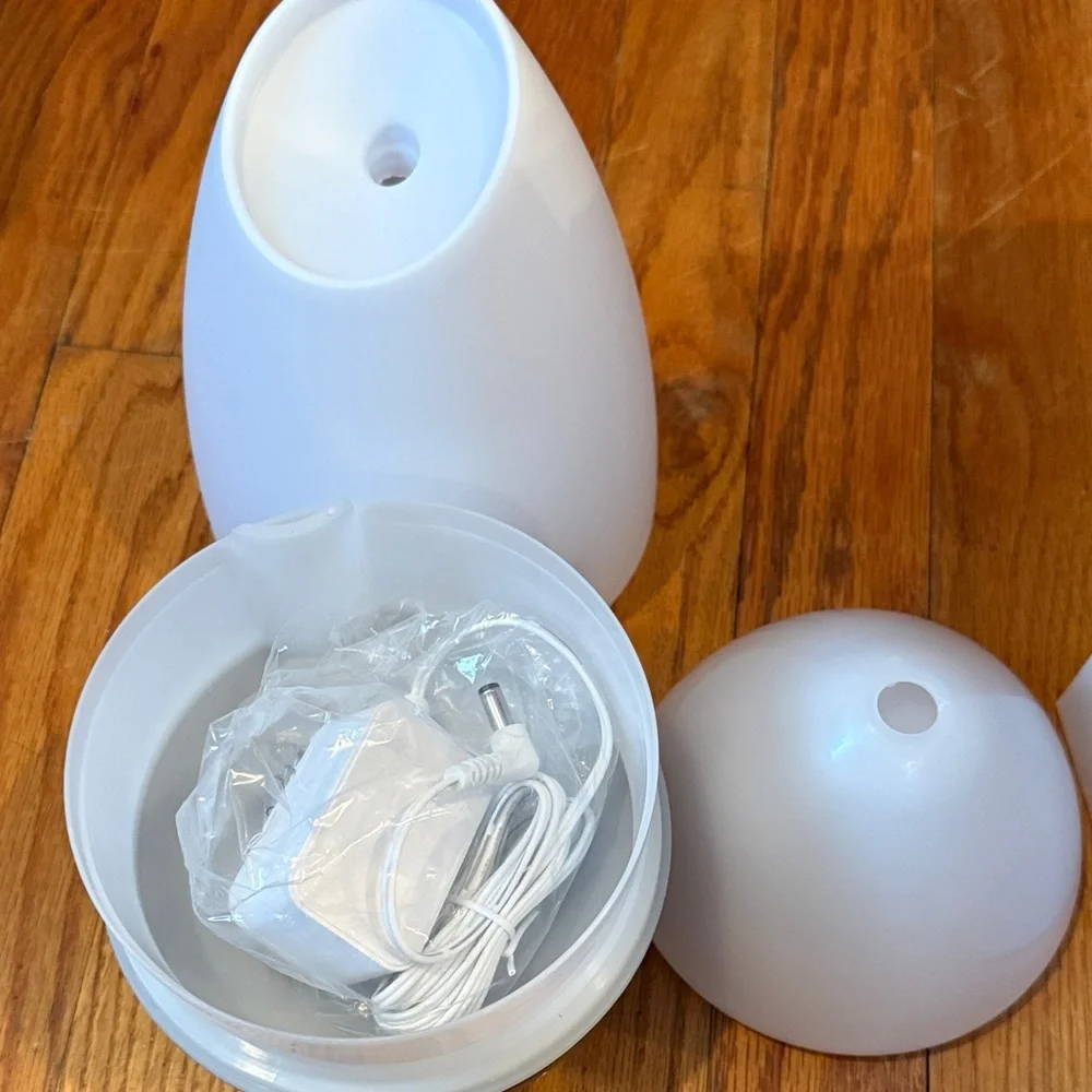 Health Smart White and Brown Essential Oil Diffuser